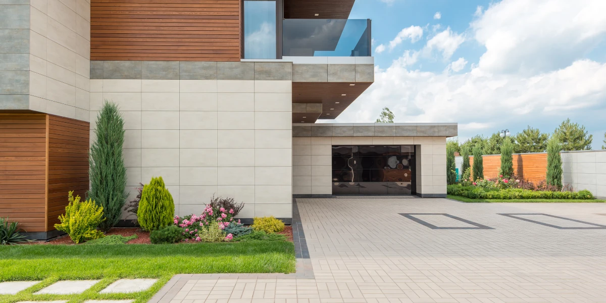 Options For Your Garage Door Replacement Services in Midwest City